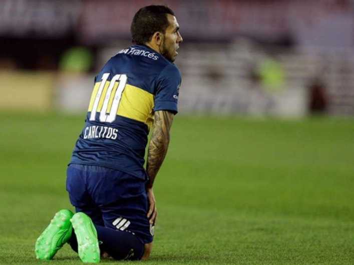 Tevez, la principal atracción en La Paz