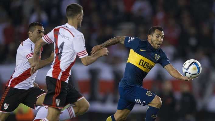 Tevez vs. River: larga sequía y la marca de Román