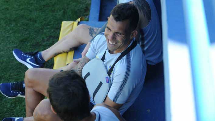 Tevez y Pavón, diferenciados: ¿llegan a debut en la Libertadores?