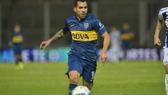 FOTO: Tevez y su metegol de la Bombonera