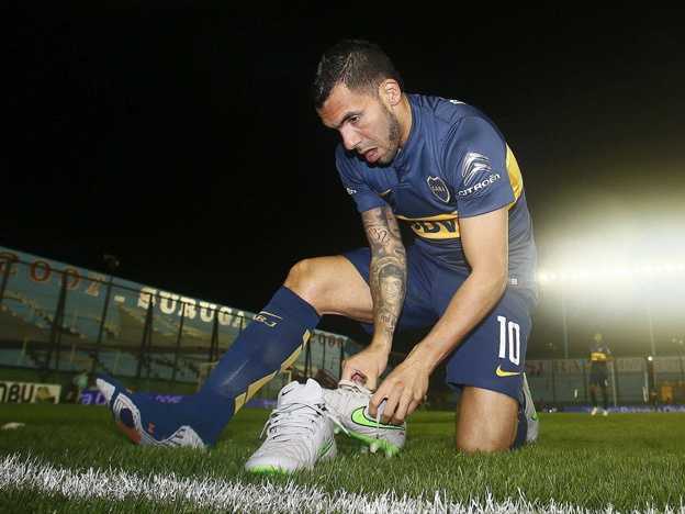 Tevez y una foto que muchos quisieran tener Tevez y una foto que muchos quisieran tener