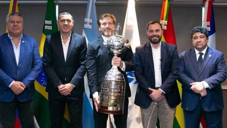 Tras la reunión con Riquelme y Tapia: el posteo de Domínguez sobre la final de la Copa Libertadores