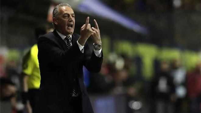 Un colombiano, posible futuro técnico de Boca Juniors