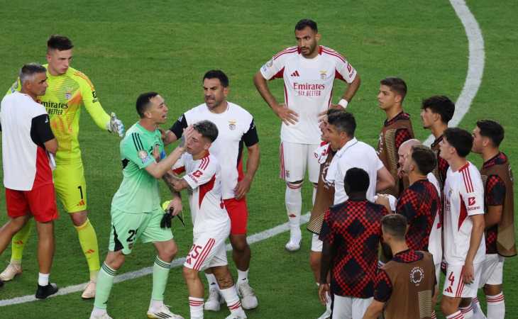 Un jugador de Benfica disparó contra los de Boca: “Hablan mucho y picaron el partido”