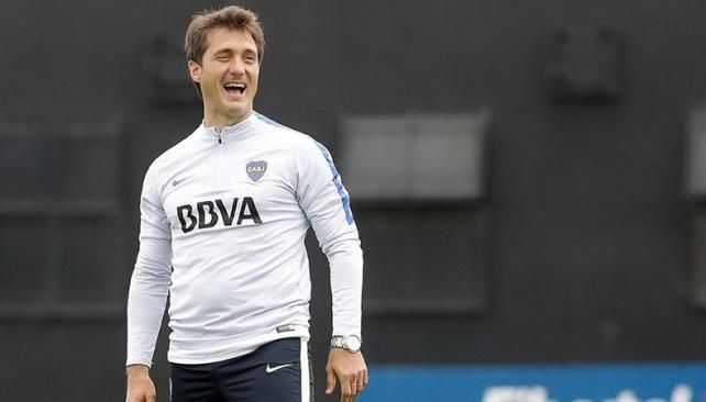 Un volante de juego, la prioridad de Boca