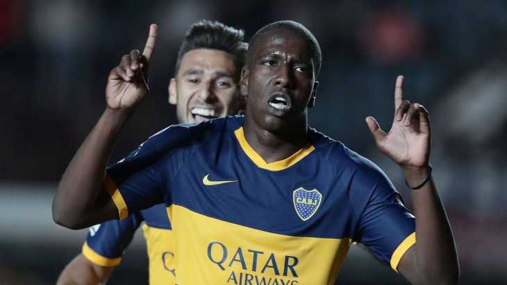 Una ayuda para Boca: El club extranjero que pretende llevarse a Jan Hurtado