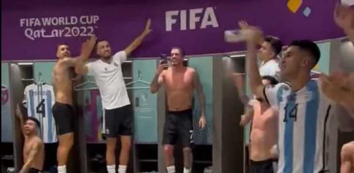 VIDEO: El vestuario de Argentina festeja la victoria sobre México