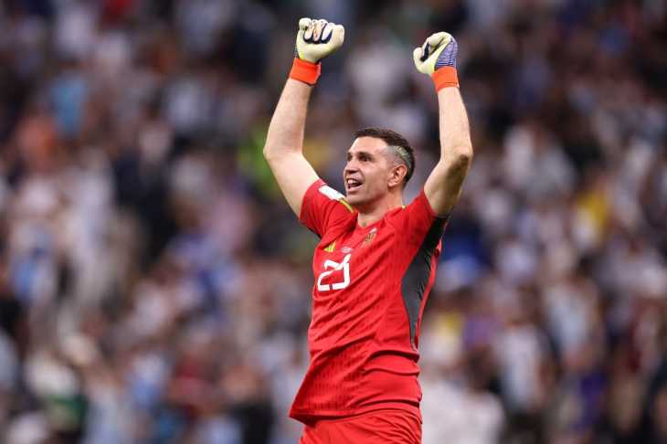 VIDEO: Los penales atajados de Dibu Martínez y el gol de Lautaro para la clasificación de Argentina