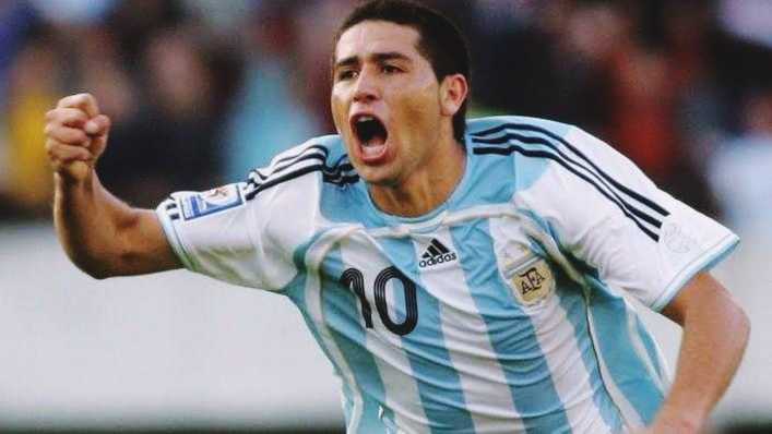 VIDEO: Top 10 goles de Riquelme con la selección