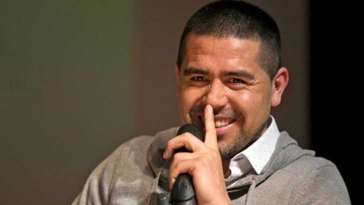 ¿Vuelve a Boca? Riquelme comenzó el operativo seducción con un crack argentino que rompería el mercado