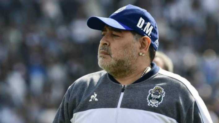 Vuelve a llamar a Riquelme: Maradona quiere a otro jugador de Boca