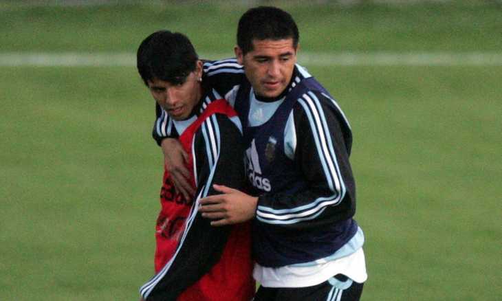 ¿Y si lo llama Román? Sergio Agüero y una curiosa confesión sobre su relación con Riquelme