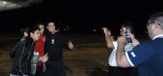 Riquelme y un gesto tardío de cariño para el hincha posadeño