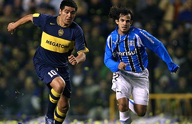 Juan Román Riquelme jugaría un año gratis si Boca Juniors compra su pase