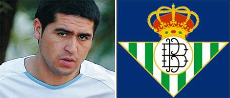 Riquelme podría ser jugador del Betis de Héctor Cúper