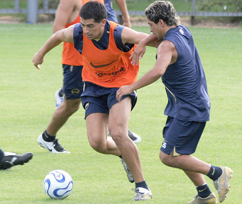 Riquelme reapareció con los Xeneizes