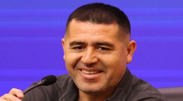 ¿Ahora sí? Riquelme llegó a un acuerdo con Alan Lescano: qué falta para sumarlo a Boca