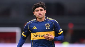 Alarma en Boca: Exequiel Zeballos no terminó la práctica por una molestia