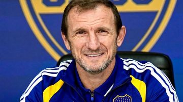 Arruabarrena apuntó a Maher Carrizo y Thiago Palacios por si Boca no cierra la vuelta de Villa
