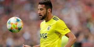 Aseguran que Mauricio Isla podría ser el próximo refuerzo de Boca Juniors