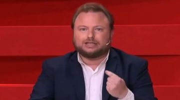 Augusto César reveló quién es el DT que Riquelme quiere para un “ciclo largo” en el club