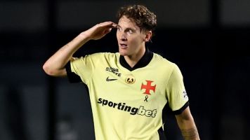 Colidio cuestionó la regla que le impide jugar ante Boca