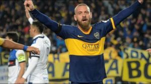 De Rossi le mandó su camiseta de Boca a un jugador de Italia...