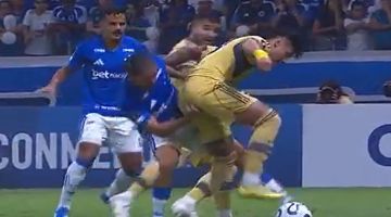 El desagradable accionar de un jugador de Cruzeiro con Adam Bareiro antes de la expulsión al delantero de Boca