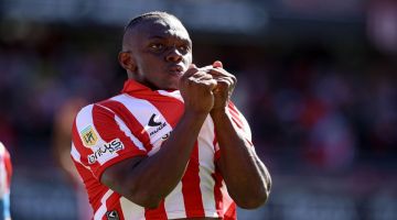 El pase de Edwuin Cetré a Boca, en stand by por su revisión médica