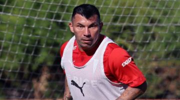 El tuit de Universidad Católica que pone en duda a Gary Medel para el partido ante Boca