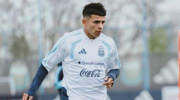 En qué amistoso podría debutar Leonel Flores con Argentina y por qué complica a Boca