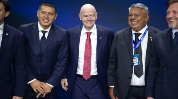 Juan Román Riquelme se mostró con Tapia, Infantino y Domínguez: el motivo