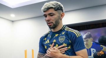 Julio Enciso apareció con una camiseta de Boca en Instagram y volvió locos a los hinchas: “Te queda pintada”