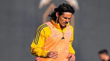 La novedad sobre Cavani que vuelve a preocupar a Úbeda y todo Boca
