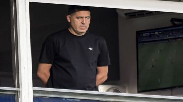 La reacción de Riquelme en la eliminación de Boca: dejó su palco y habló con el Chelo Delgado