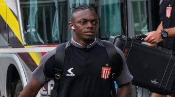 La última decisión de Estudiantes con Edwuin Cetré que lo acerca más que nunca a Boca