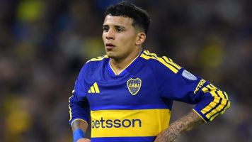 Leonel Flores lloró en el banco tras el gol de Vasco y Paredes lo consoló