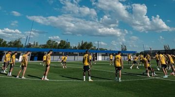 Mauricio Benítez y Marcelo Saracchi vuelven a Boca y se pondrán a disposición de Arruabarrena