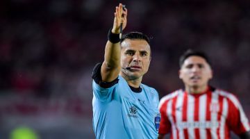 Quién es el árbitro de Boca vs. San Pablo: un insólito antecedente
