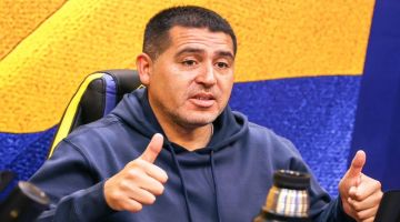 Quién es el otro DT que le gusta a Riquelme si se va Úbeda: por qué habría que esperar hasta el Mundial