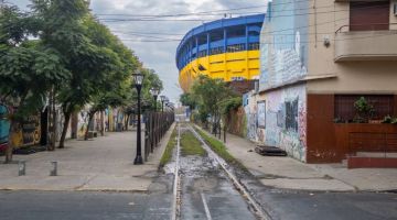 Remontaba barriletes a metros de La Bombonera cuando era chico y terminó siendo ídolo de Boca: “Soy terriblemente bostero”