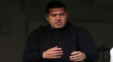 Riquelme lo quiso como mánager y ahora está cerca de ser DT de un equipo de Ecuador