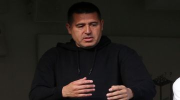 Riquelme se plantó por Villa: la propuesta económica de Boca a Independiente Rivadavia