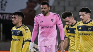 ¿Se asustó? La reacción de Montero en la salida al campo de juego de Riestra