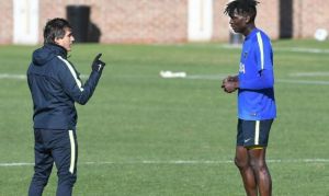 VIDEO: Mayo, el camerunés que entrena con Boca