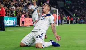 ¿Vuelve Cristian Pavón a Boca?